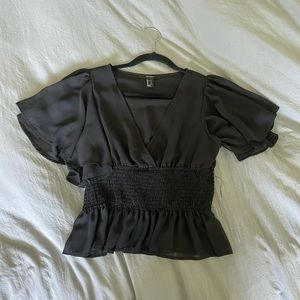 NWOT F21 flowy top (S)